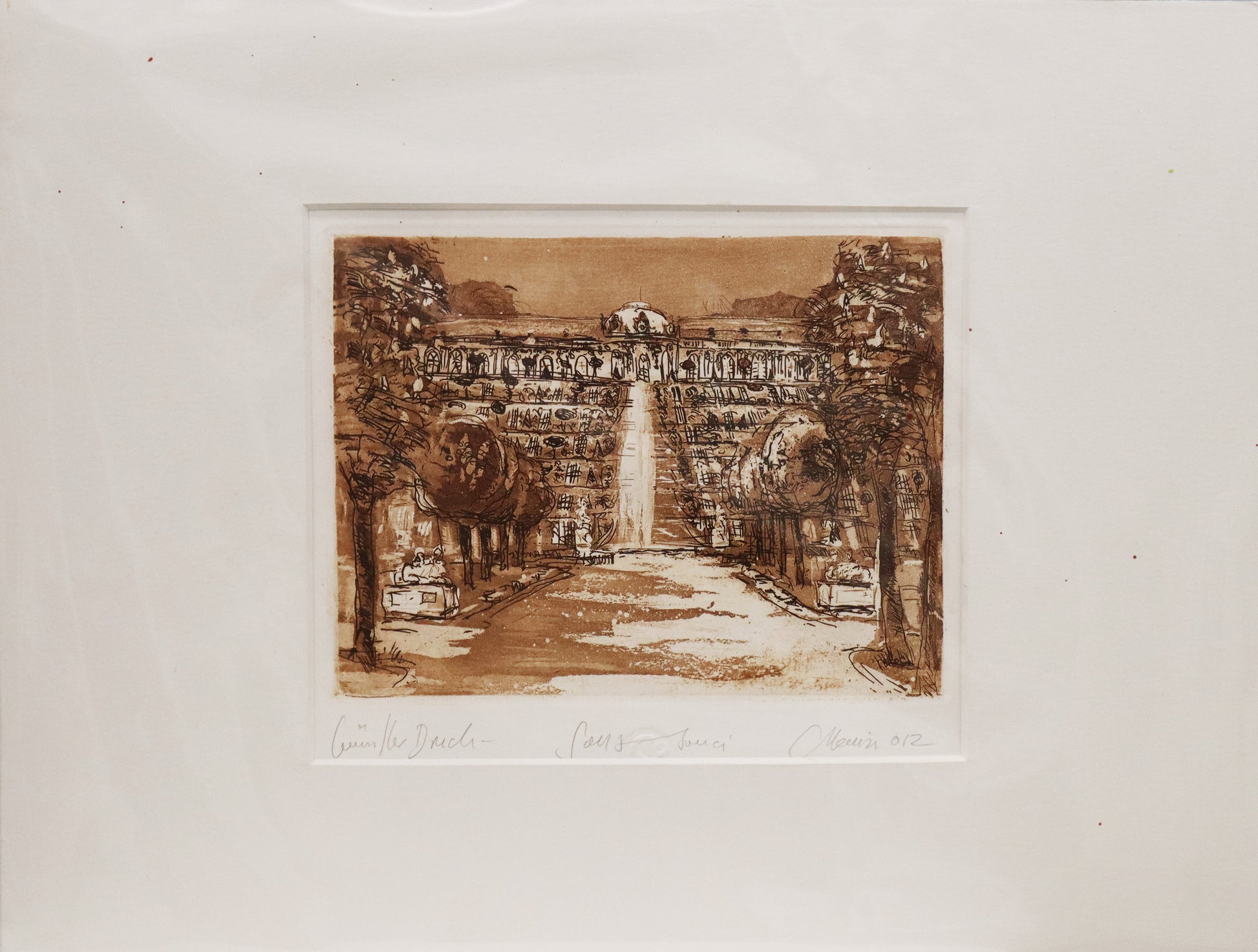 Radierung, signiert von Christian Heinze, Titel „Sanssouci“ –  Farbige Radierung, Büttenpapier mit Büttenrand, Blick zum Schloss Sanssouci mit Terrassen, Potsdamer historische Architektur. Unten am Bildrand der Bildtitel und Signatur. In Sepiatönen, mit Passepartout - erhältlich bei Galerie Waldbach - What The Artist Made