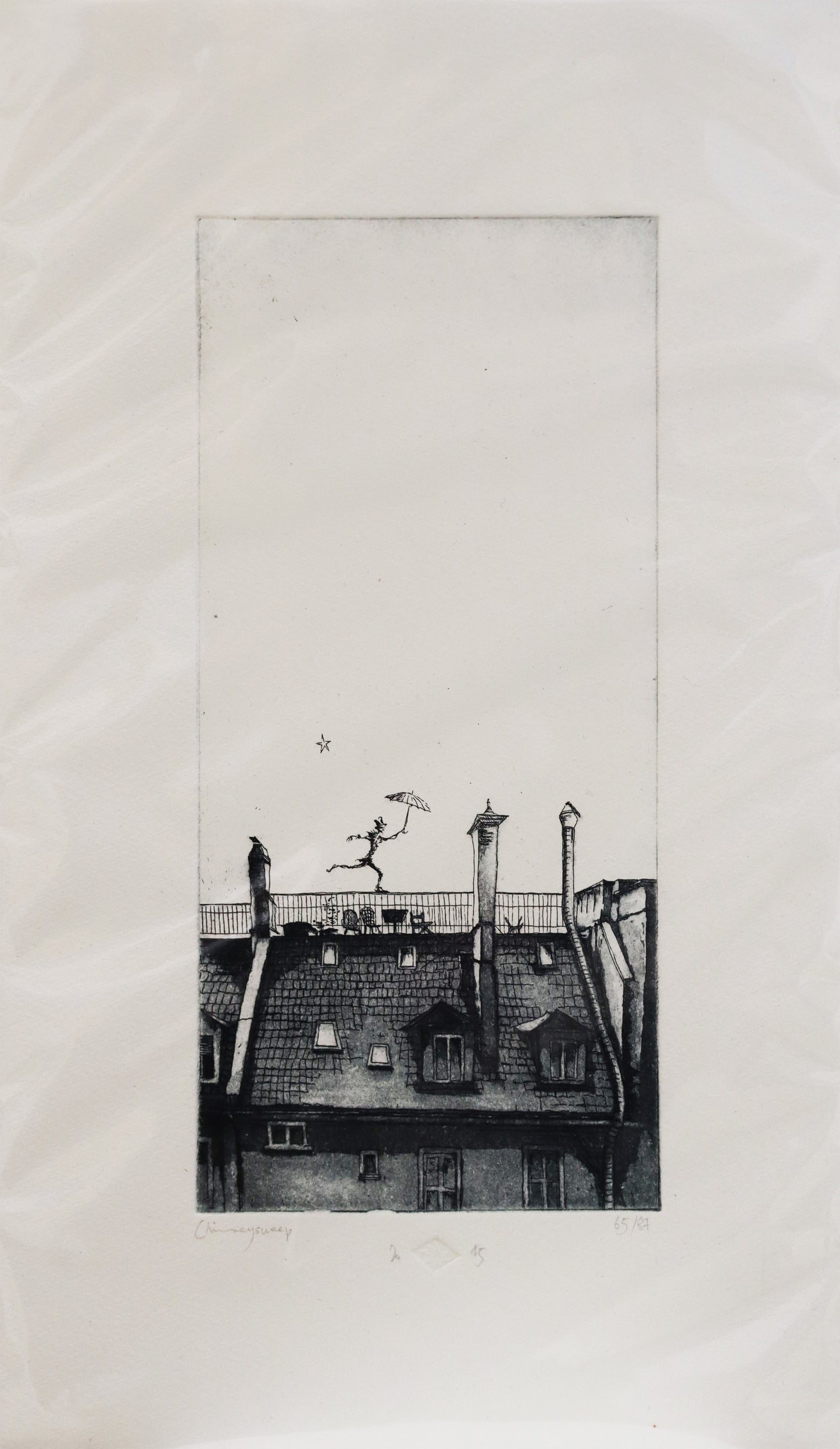 Original Radierung von Frank Lindenberg, Titel: "Chimneysweep". Darstellung eines Schornsteinfegers, der mit einem (Sonnen)Schirm über ein Dach balanciert, darüber eine große Leerfläche des Himmels, Radierung auf Karton, erhältlich bei Galerie Waldbach - What The Artist Made