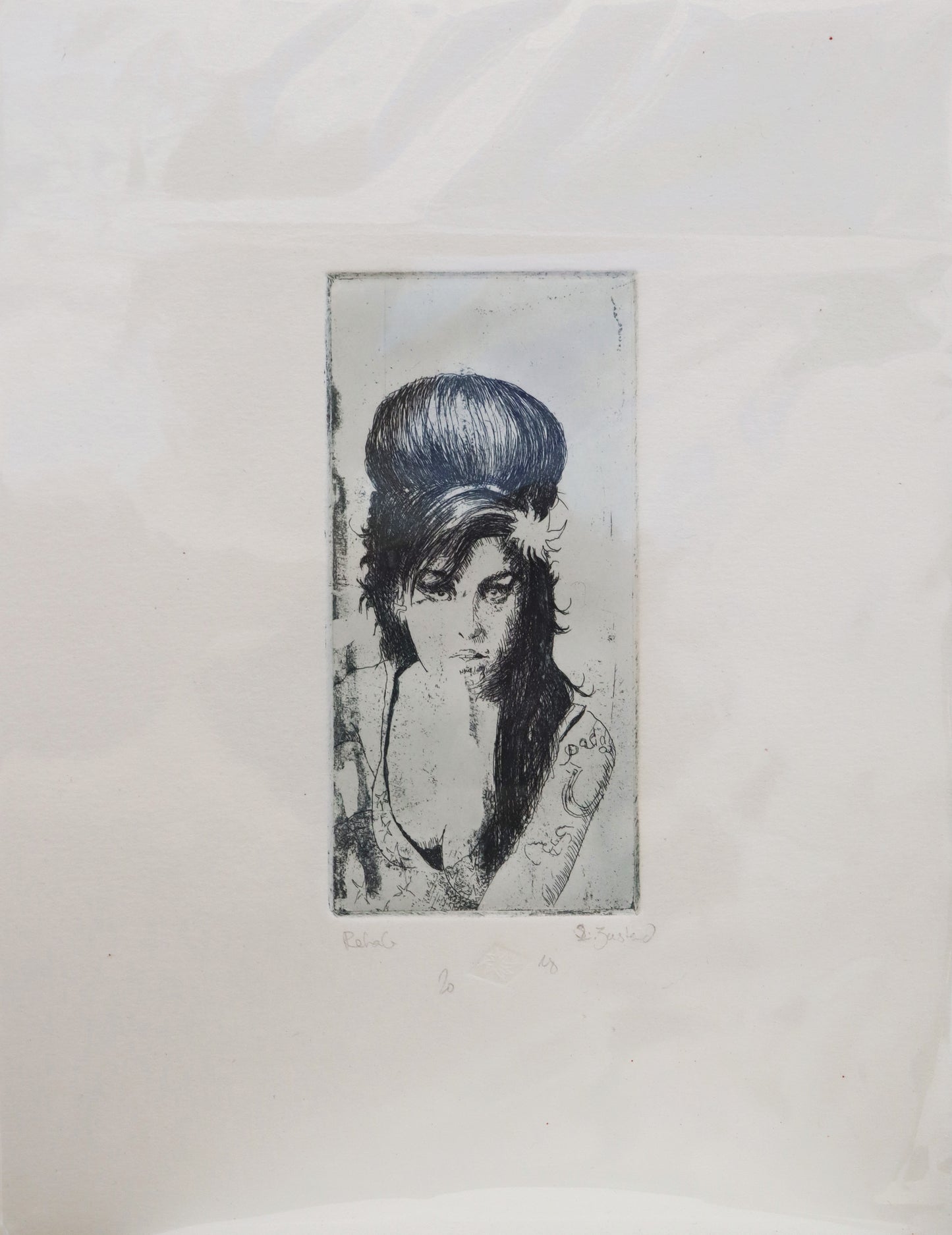 Original Radierung von Frank Lindenberg, Titel "Rehab". Porträt von Amy Winehouse, Radierung auf Karton, erhältlich bei Galerie Waldbach - What The Artist Made