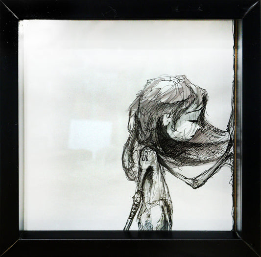 Original Mixed-Media von XNine, Graffiti-Künstler aus Potsdam, ohne Titel. Ausdrucksstarkes emotionales Porträt einer Person/Mädchen, am rechten Rand des Bildes sich gegen den Rand stützend, in seitlicher Perspektive. Der Blick ist traurig, die Augen geschlossen. Gerahmt, erhältlich bei Galerie Waldbach - What The Artist Made